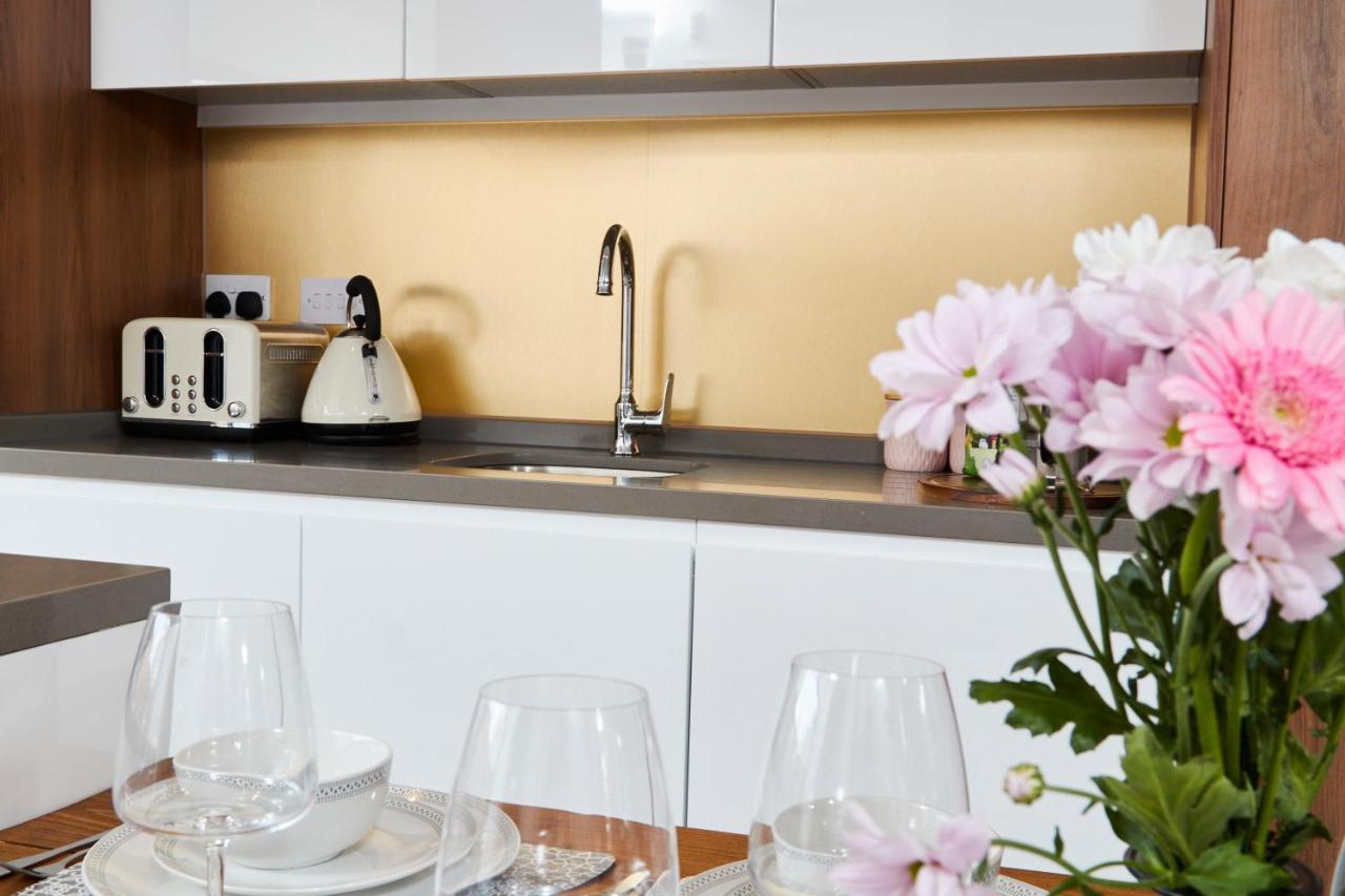 Beaut 5 Bed House W Parking Villa Manchester Eksteriør bilde